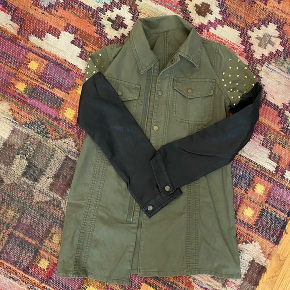 Leather sleeve army jacket 🧥 - Picture 4 of 4